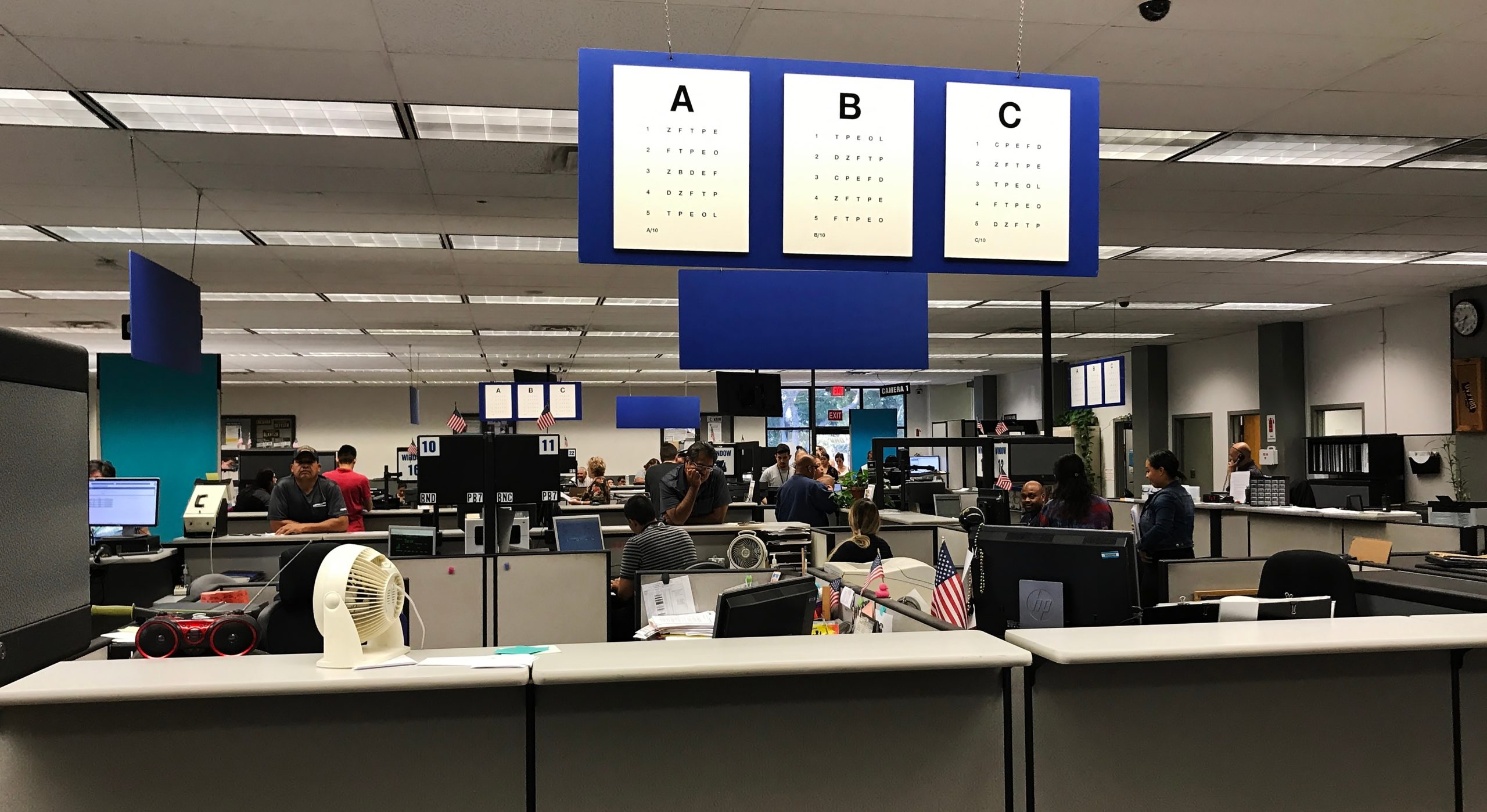 eye-chart-test-hung-over-workers-at-the-dmv-read-f-LZ5XYA3 gov